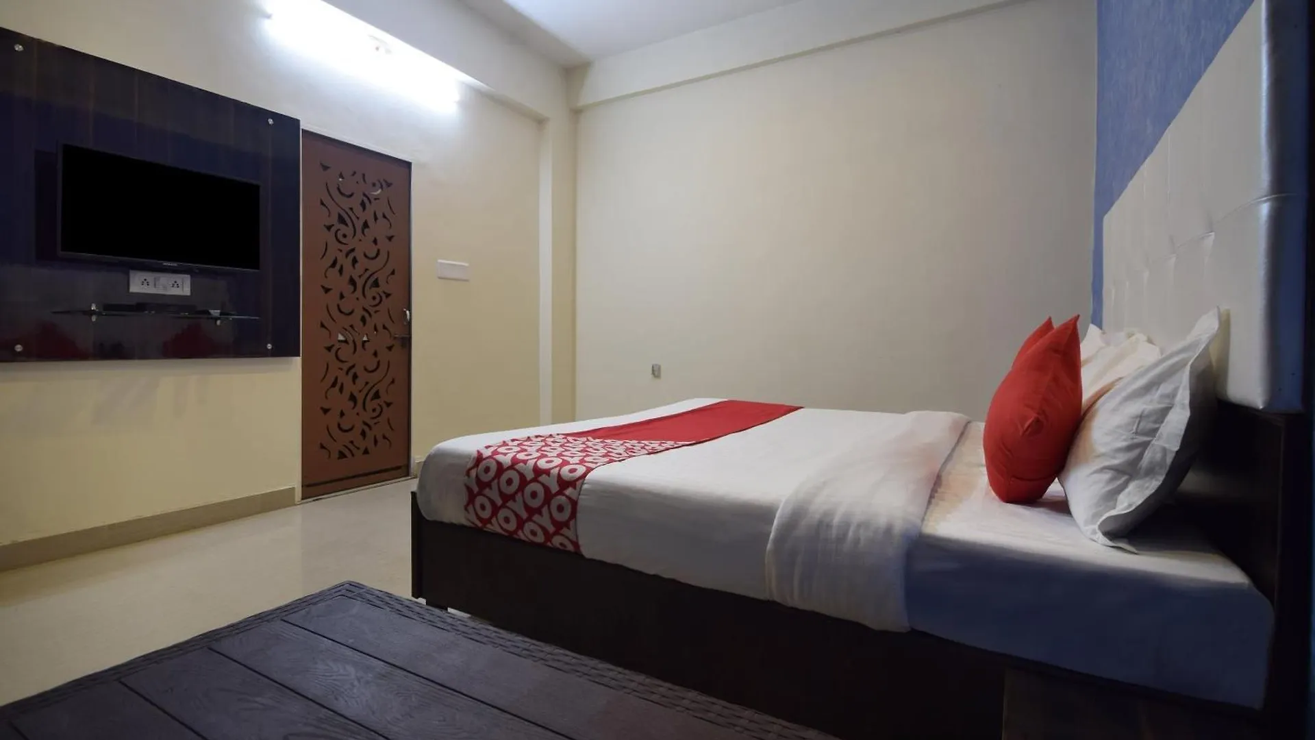 ***  Hotel O Parmanand Garden Udaipur India